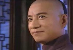 李卫当官2在线观看,笑料百出官场风云再现