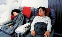 记者爆料梁朝伟视频,记者爆料背后的真相