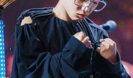 华晨宇爆料主持人视频,独家爆料主持人幕后故事