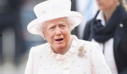 特朗普爆料英国女王视频